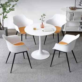 Nordic minimalista szabadidős tárgyalóasztal és szék kombinációs fogadás fogadás recepció, egy asztal, négy szék,
