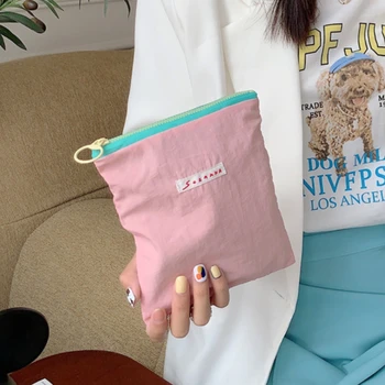 kontraszt szín Nők Kis kozmetikai táskák Hordozható női rúzs tároló táska Lányok Mini Clutch érme Pénztárca Női kézitáskák tasak