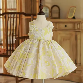 Baba spanyol Lolita hercegnő báli ruha Karcsú gyöngyfűzés design Esküvő születésnapi zsúr Keresztelő ruha lányoknak A1735